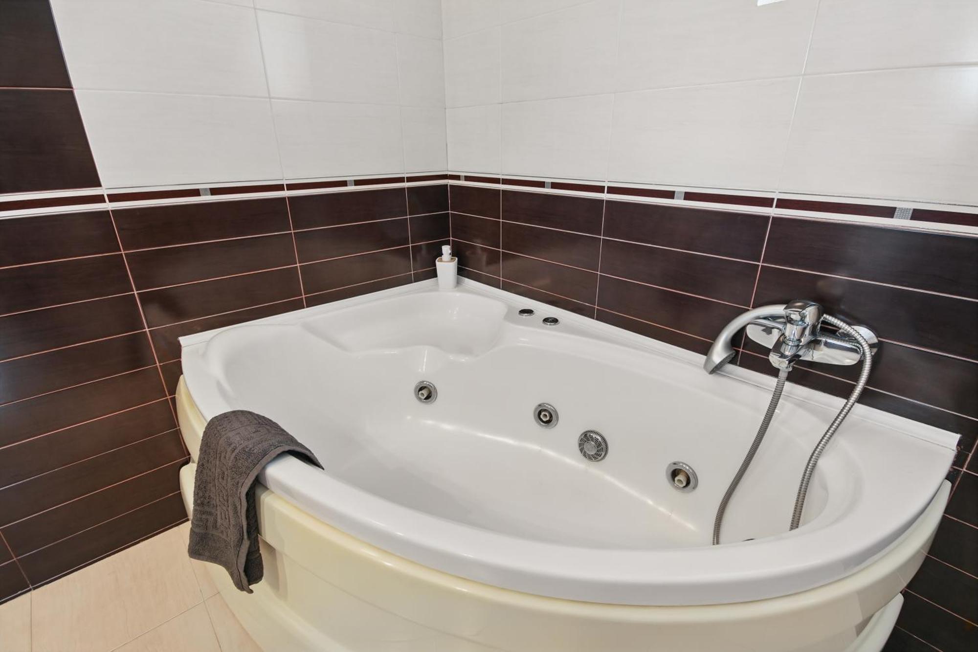 Casa Galand Hotel Parscov Buitenkant foto