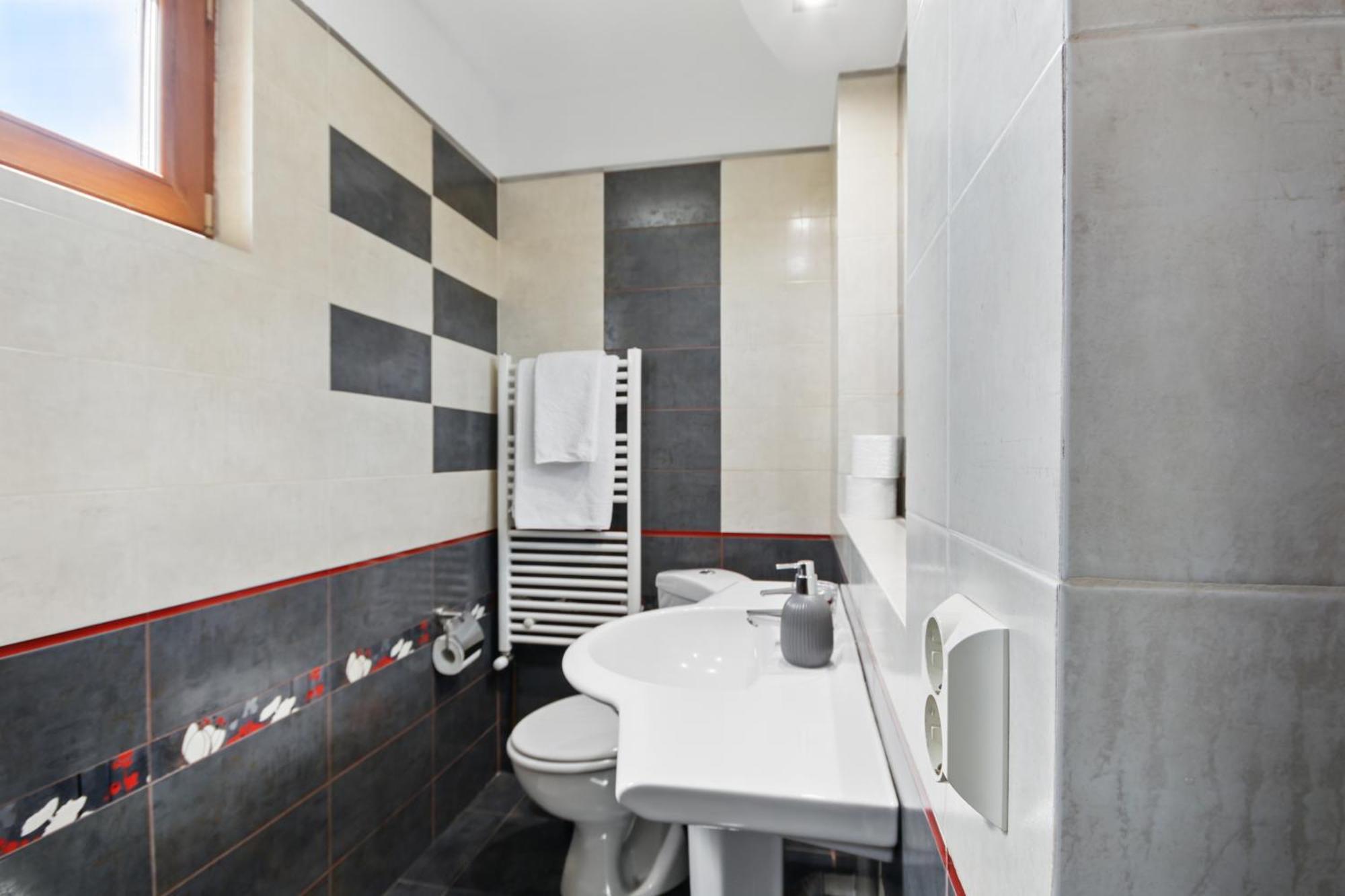 Casa Galand Hotel Parscov Buitenkant foto